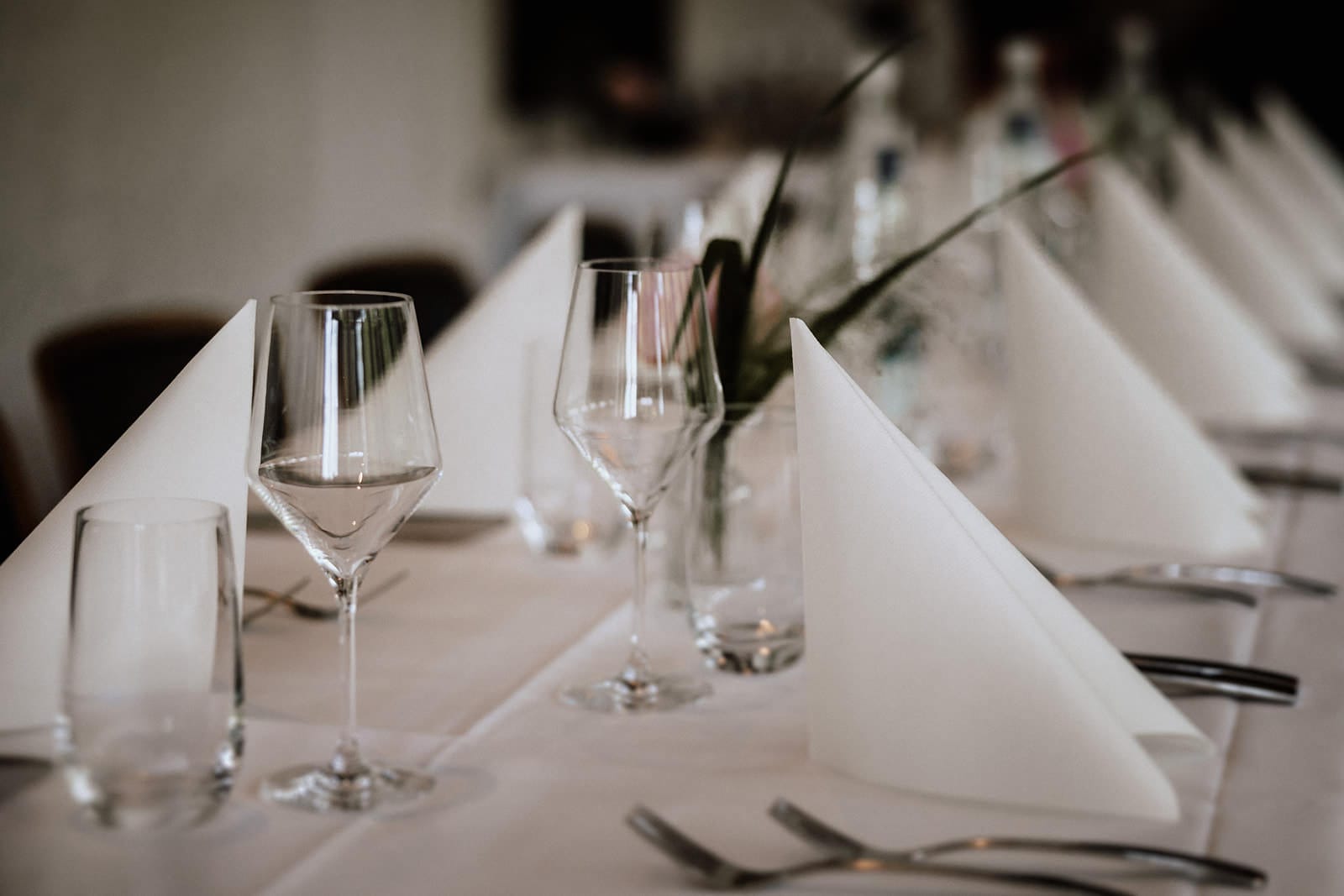 Glessener Mühlenhof Bergheim Hochzeitsfotograf - Tischdekoration Glessener Mühlenhof