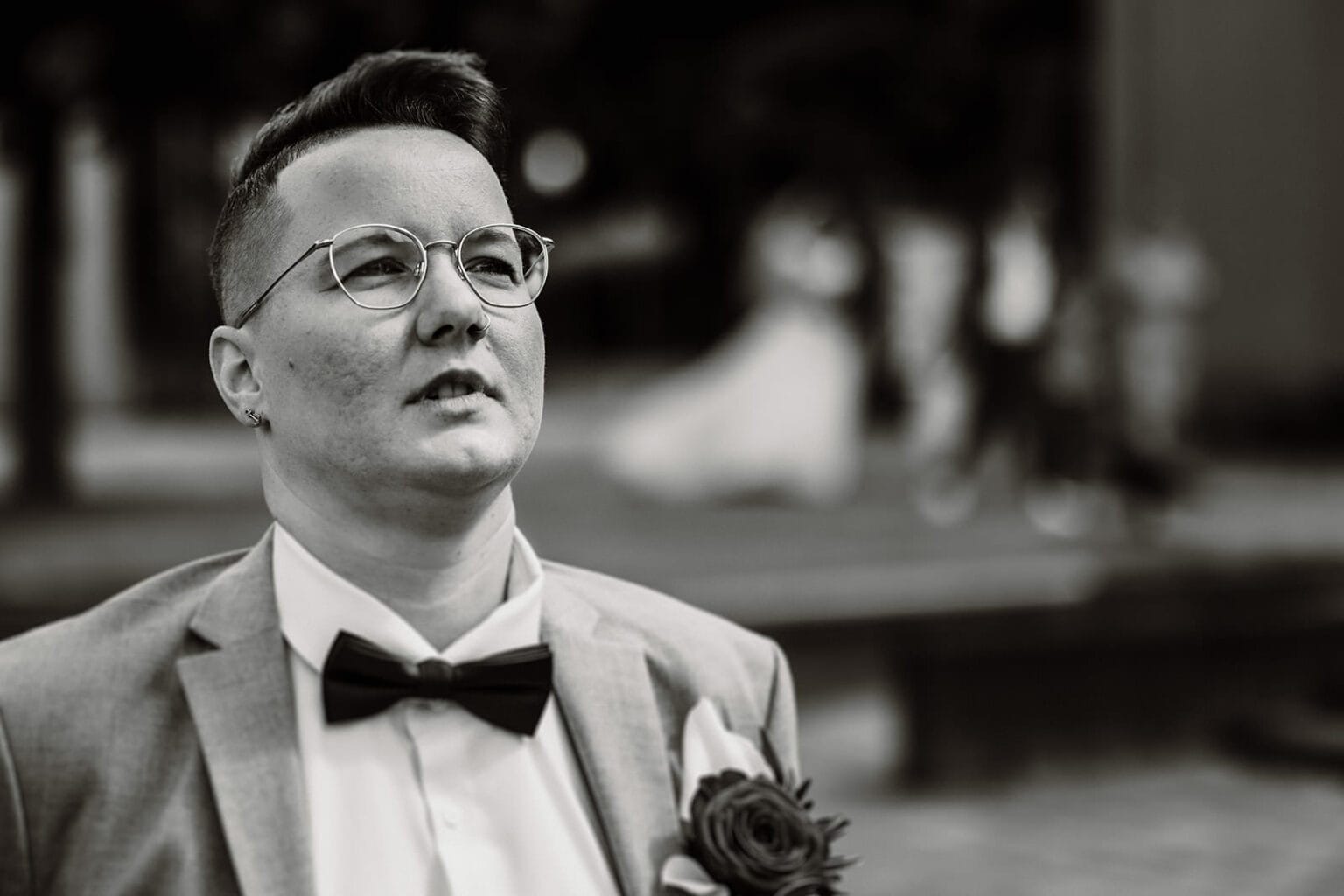 Schloss Oberhausen Empfang Nappenfeld Hochzeitsfotograf - Bräutigam kurz vor dem First Look