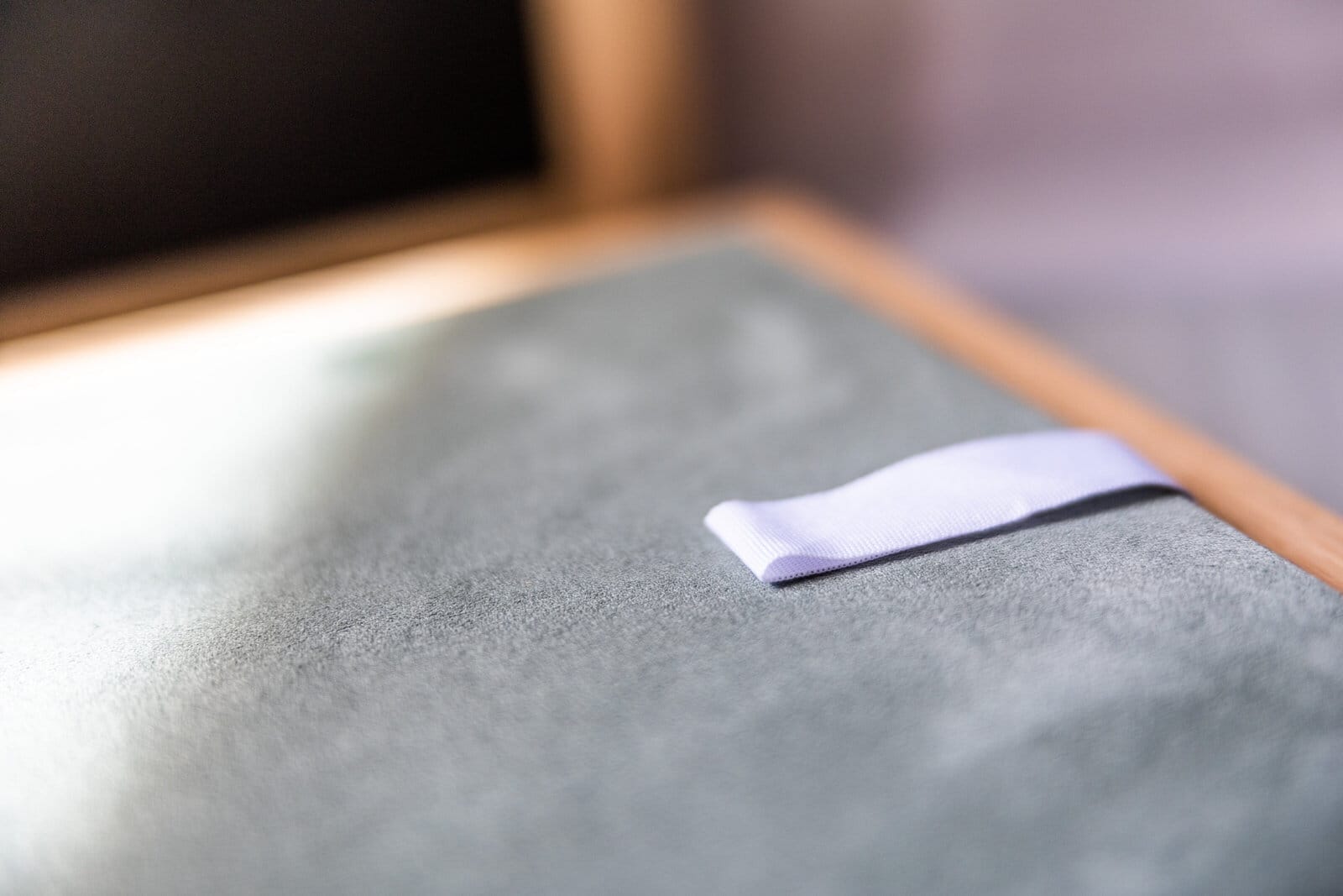 Hochzeit Heiraten Hochzeitsfotograf Dominik Neugebauer - Hochzeitsalbum Bändchen zum Herausziehen des Hochzeitsalbums