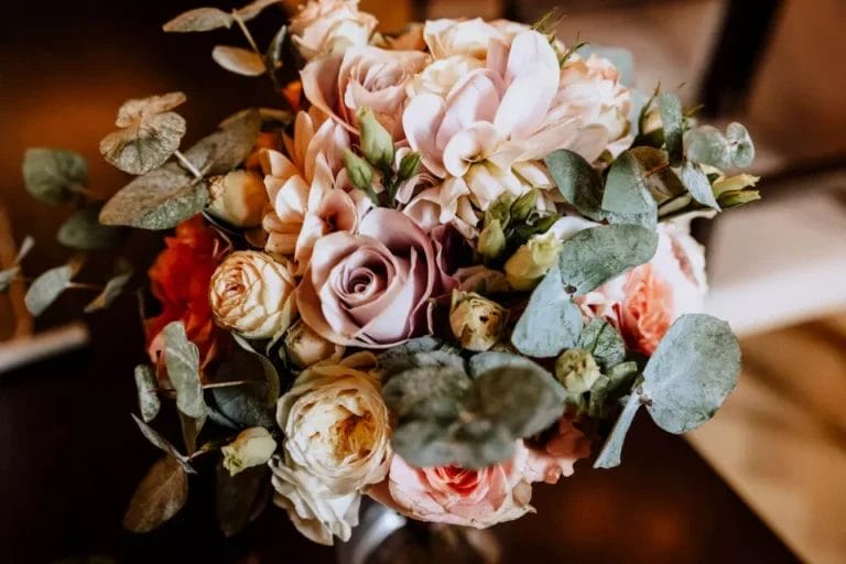 Der Brautstrauß – welche Blumen gehören zur Hochzeit?