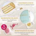 Mein kleines Hochzeitsbuch Hochzeitsplaner Wedding Planner Mint Amazon - Gravierte Sfite - abgerundet mit praktischem Radierer - Bleistiftschlaufe - Fixiert am Planer, Bleistift immer griffbereit - Rosenduftsäckchen - Feiner Rosenduft für das besondere Erlebnis beim Auspacken besonderer Duft - Alle Hochzeitsgeschenke im Flatlay liegen nebeneinander und Zeigen das Set für Hochzeitsplanung